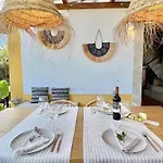 Holiday home Artisan's