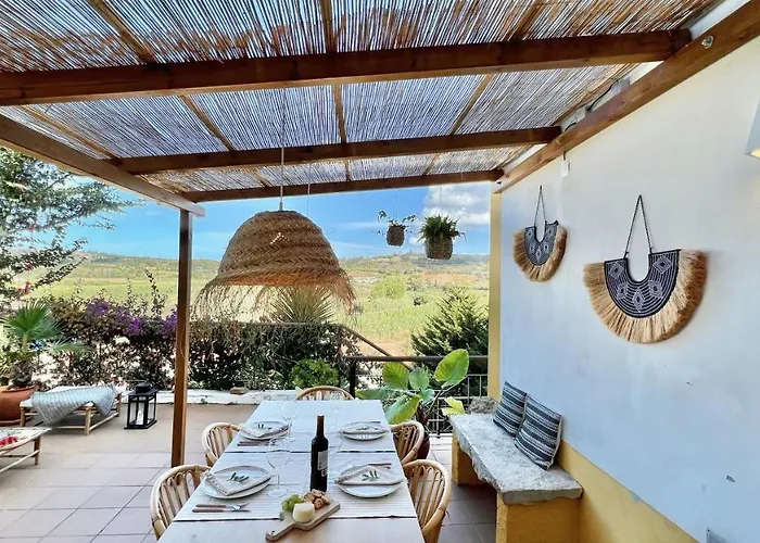 Artisan's Holiday home *